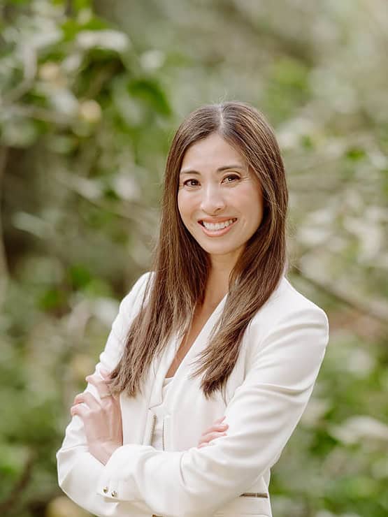 Portrait of Dr. Amy Nguyen, Dentist