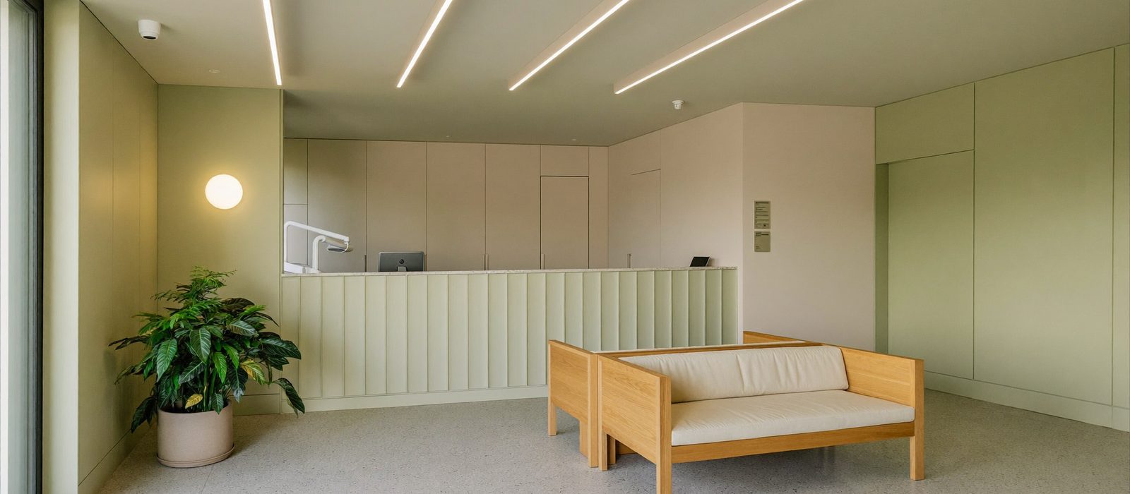 Wahroonga Dental Group clinic & reception in Wahroonga